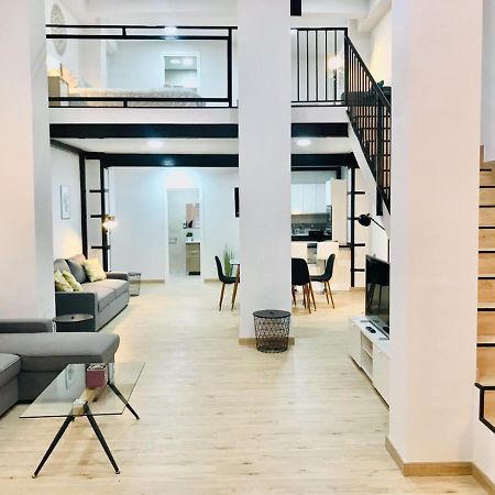 Modern & Spacious Apartment In Plaza De La Merced Малага Екстер'єр фото
